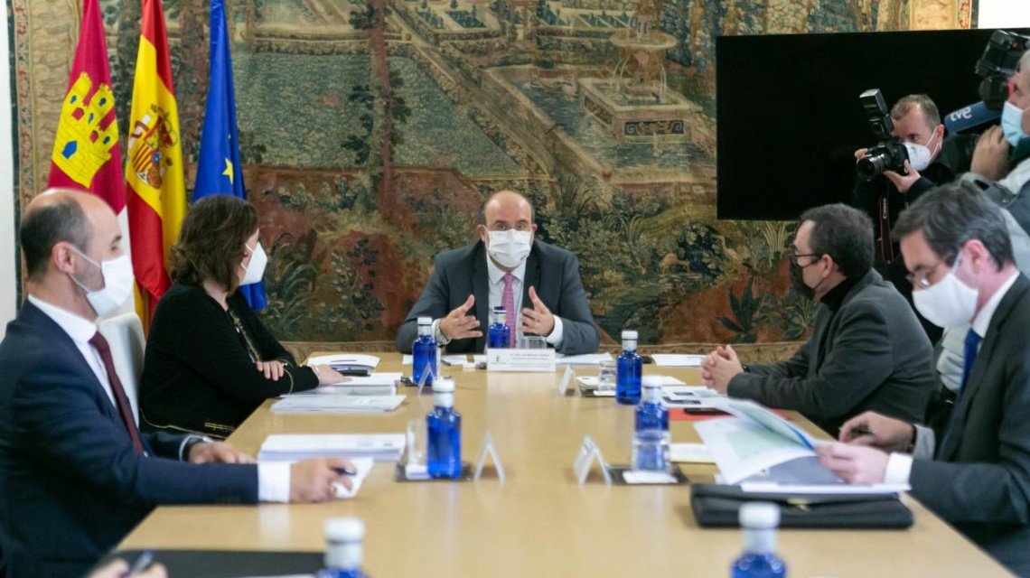  Martínez Guijarro ha presidido la tercera reunión de seguimiento del Plan de Medidas Extraordinarias. PeriódicoCLM