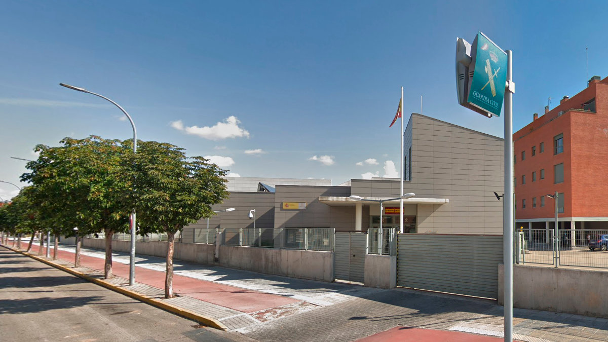 Cuartel de la Guardia Civil en Azuqueca de Henares, localidad de los detenidos. Foto: Archivo
