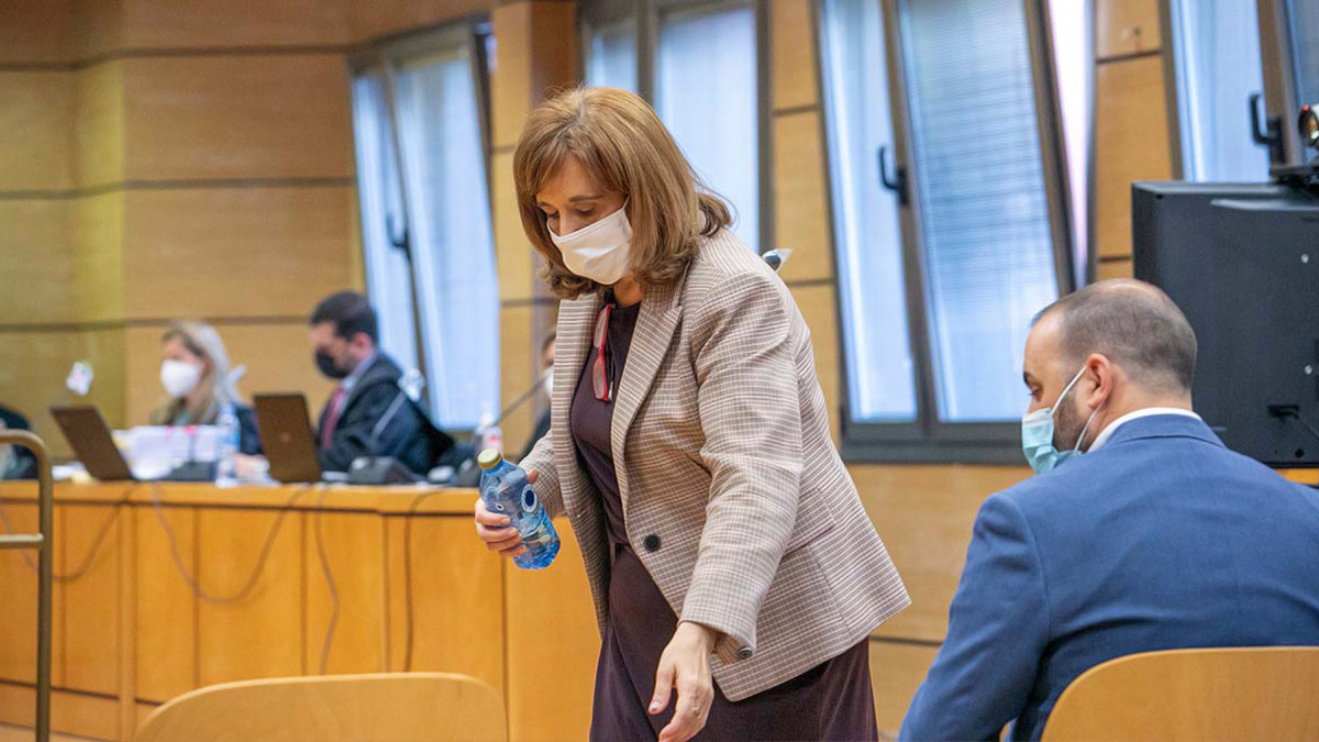 La alcaldesa de Argamasilla de Calatrava, Jacinta Monroy, durante el juicio por vertidos residuales. Foto: Elena Rosa - Lanza