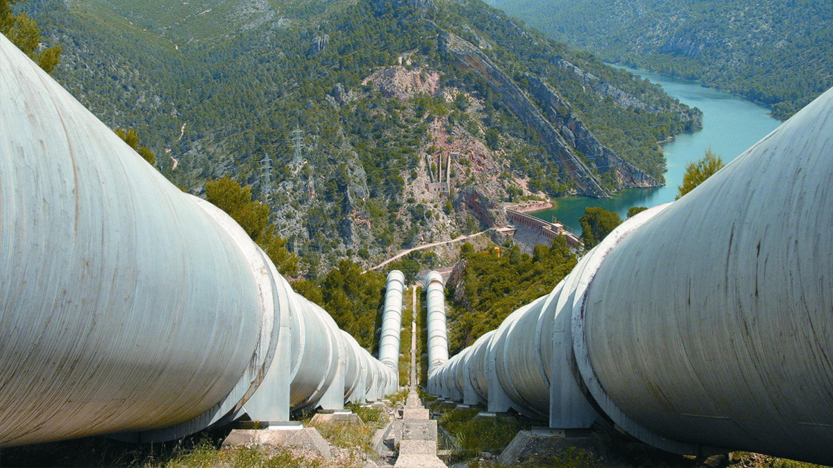 Imagen de las tuberías del trasvase Tajo-Segura. ARCHIVO