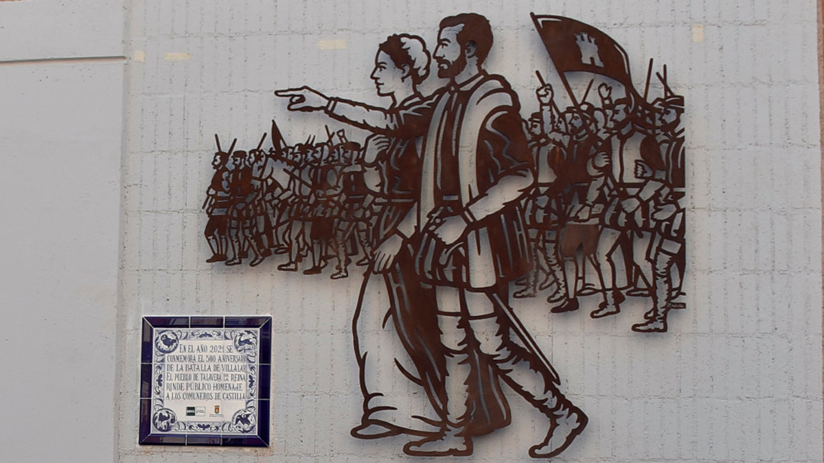 Mural y placa conmemorativa inauguradas este martes en la calle Comuneros de Castilla. Foto: Ayto. Talavera de la Reina