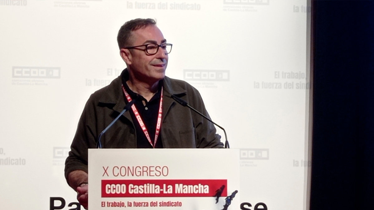 El líder regional de Comisiones Obreras, Paco de la Rosa, en el X Congreso del sindicato. Foto: CCOO