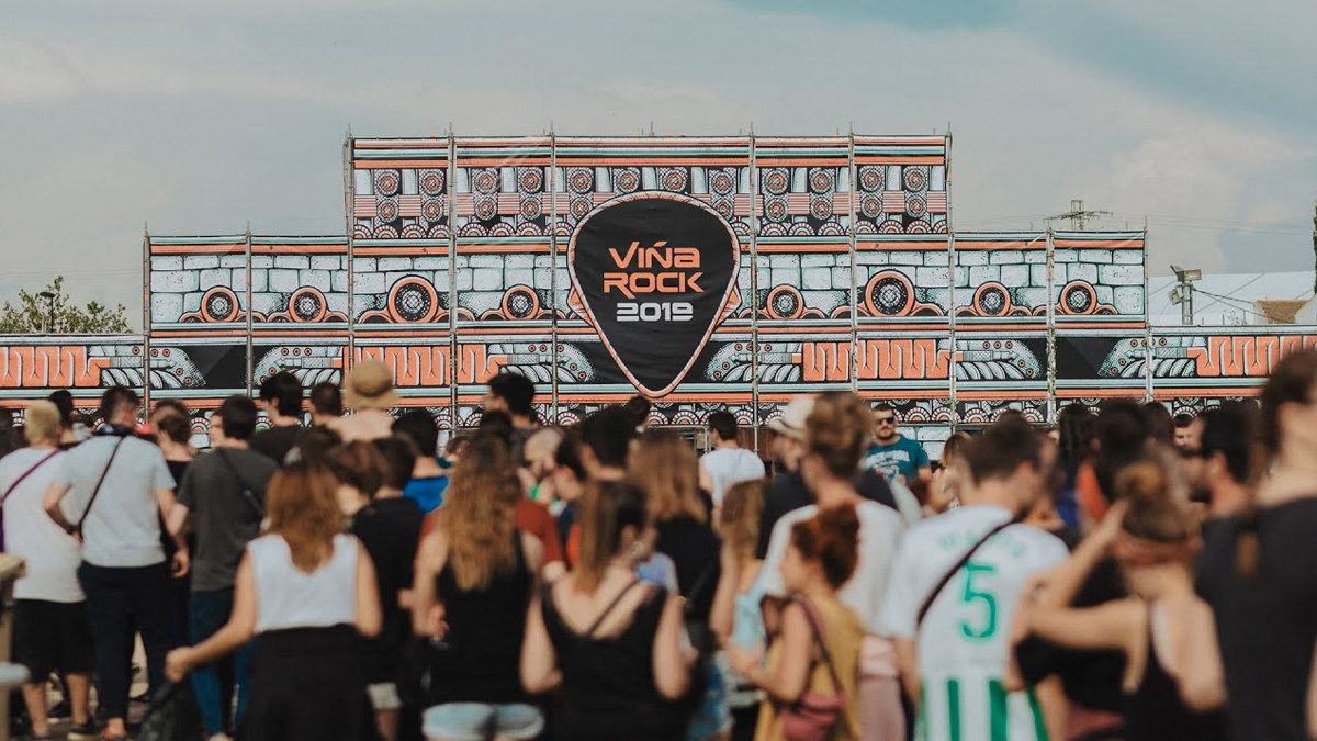 Imagen del acceso al festival Viña Rock en 2019, la última edición celebrada. ARCHIVO