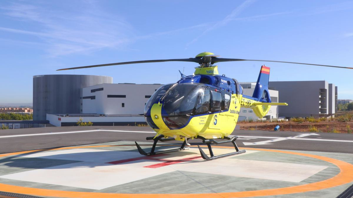Helicóptero del Servicio de Salud de Castilla-La Mancha (Sescam). ARCHIVO