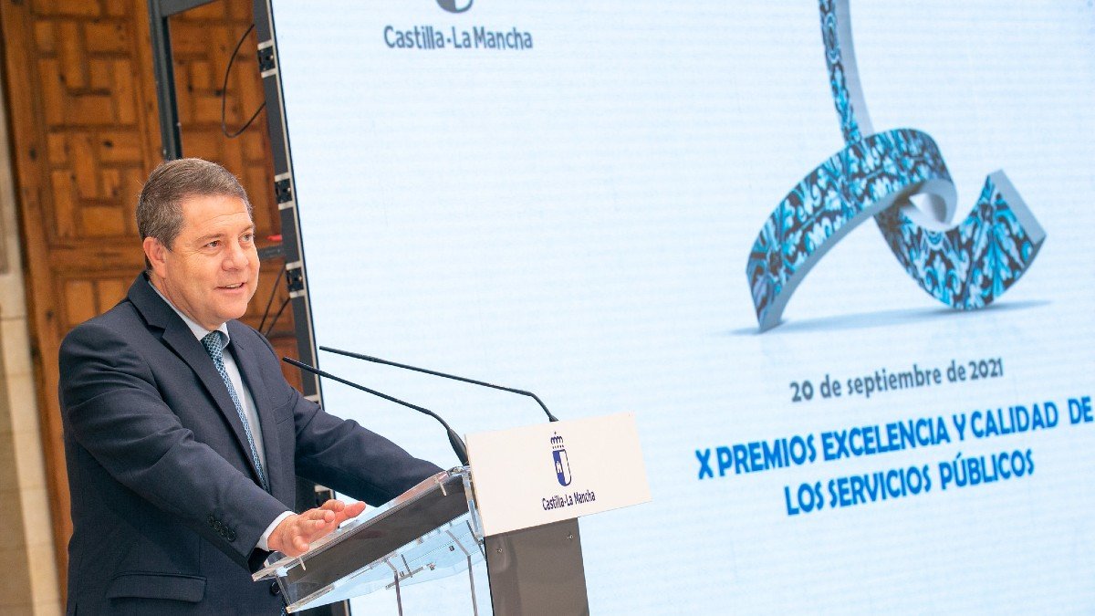 El presidente regional, Emiliano García-Page, ha señalado que los servicios públicos vuelven también situación "precovid". | FOTO: JCCM