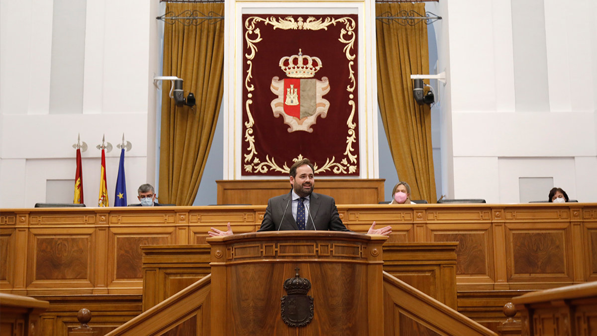 El presidente del PP de Castilla-La Mancha, Paco Núñez, durante el pleno celebrado en las Cortes regionales este jueves. — C. TOLDOS