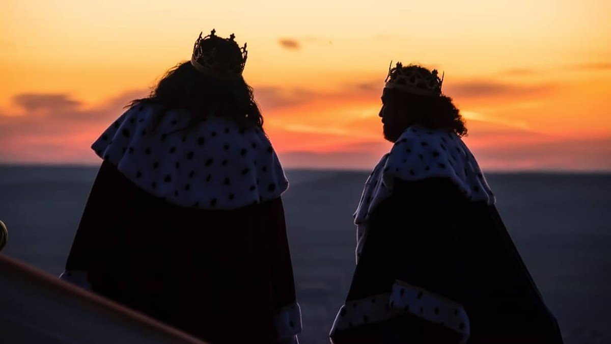 Ciudades y pueblos de Castilla-La Mancha esperan la llegada de los Reyes Magos. | FB AEROCABALGATA ALARILLA