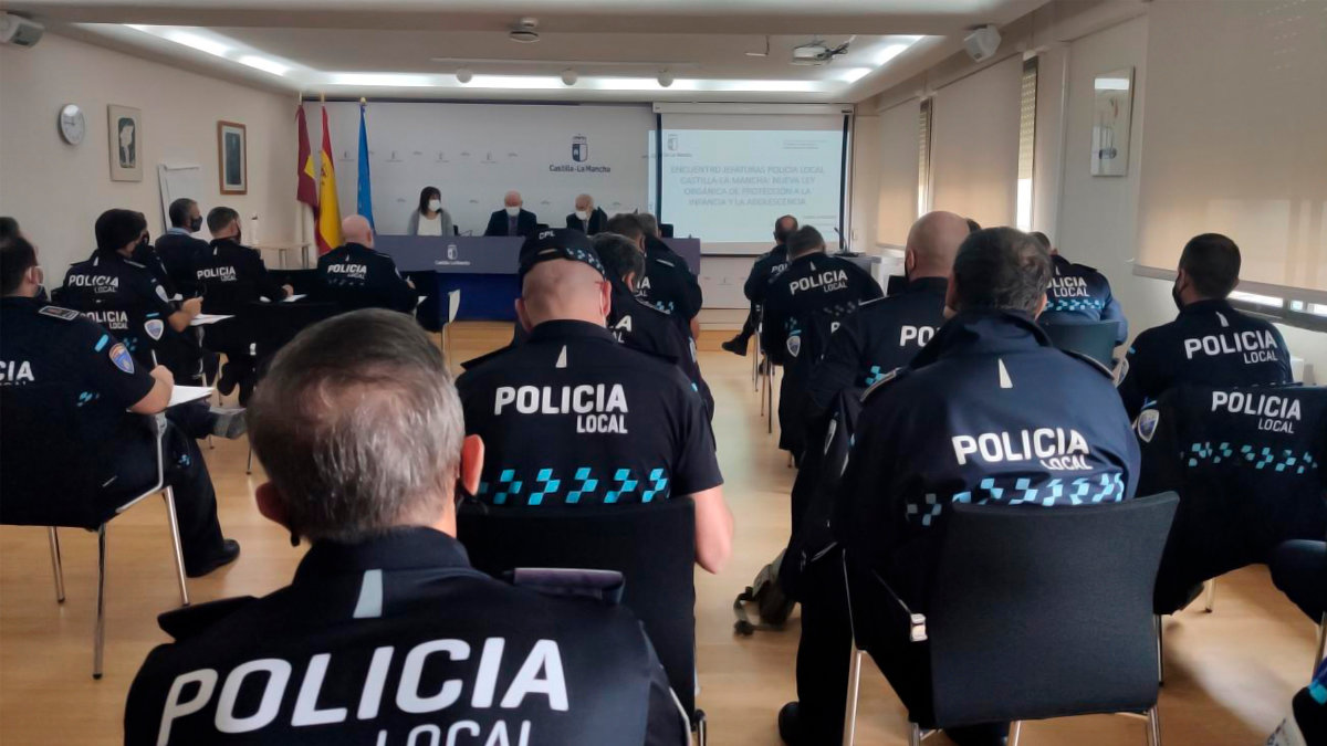 Reunión de las jefaturas de la Policía Local para abordar la legislación sobre infancia. — ARCHIVO