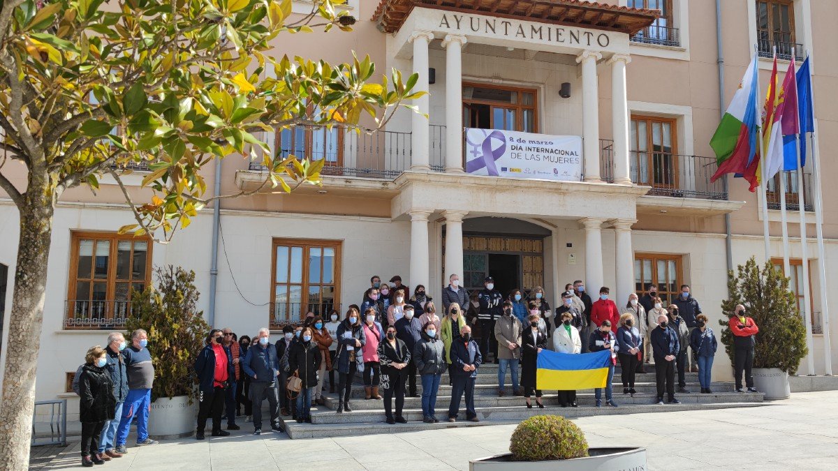 Concentraciones silenciosas por Ucrania como la celebrada en Socuéllamos se han repetido por toda la región.