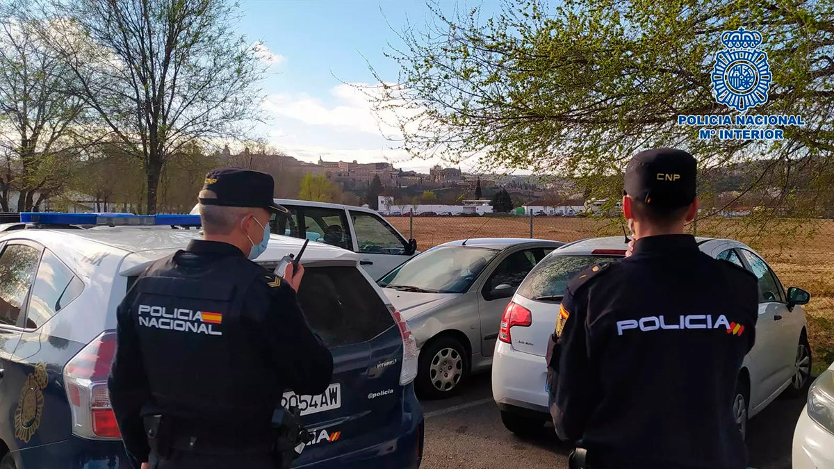 Agentes de la Policía Nacional de Toledo.— ARCHIVO