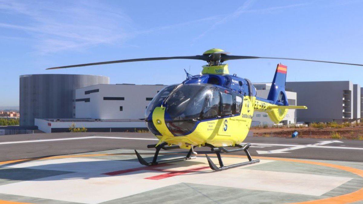 Tras ser rescatado, el menor ha tenido que ser trasladado en helicóptero medicalizado al Hospital Universitario de Toledo. - SESCAM