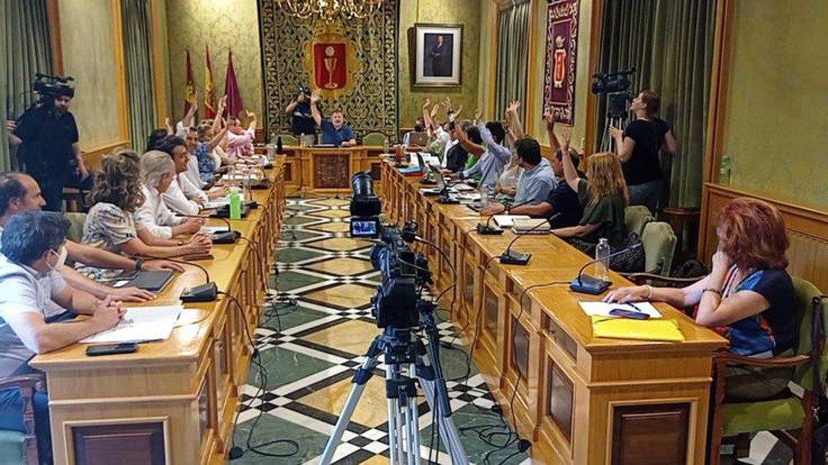 Los presupuestos municipales han salido adelante con los votos a favor de PSOE y Cuenca Nos Une.