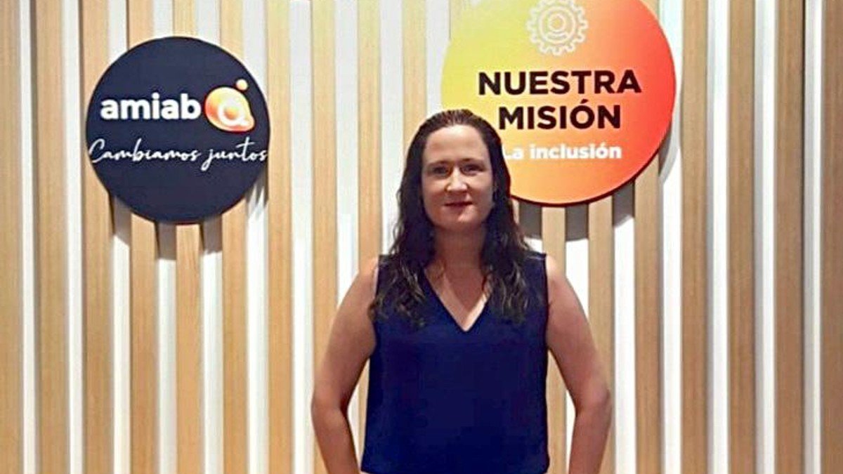 Virginia Lozano, trabajadora social en Unidades de Apoyo de AMIAB.