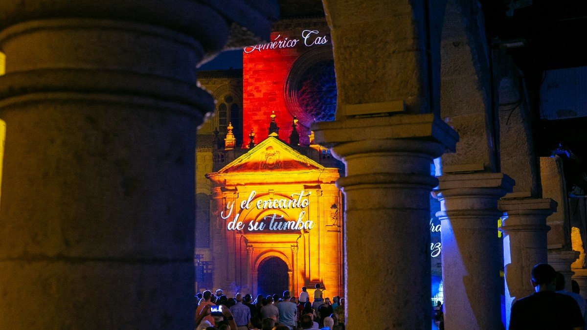 La fachada de la catedral de Sigüenza se convertía en lienzo del espectáculo de luz y sonido con motivo del ‘IX Centenario de la Reconquista de Sigüenza’. - JCCM