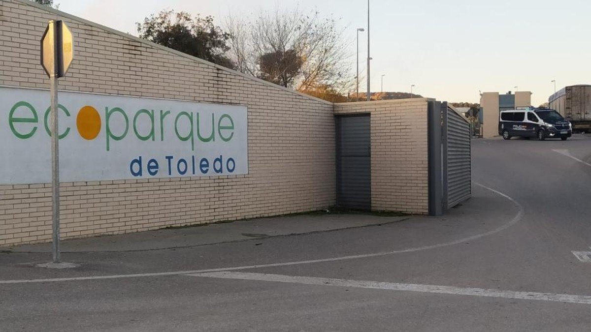 Efectivos de Policía Nacional han retomado hoy la búsqueda de Ángel en el Ecoparque de Toledo. 