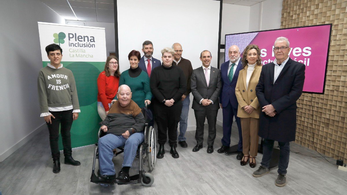 Bellido ha visitado las instalaciones de Plena Inclusión en Toledo. - CORTES CLM