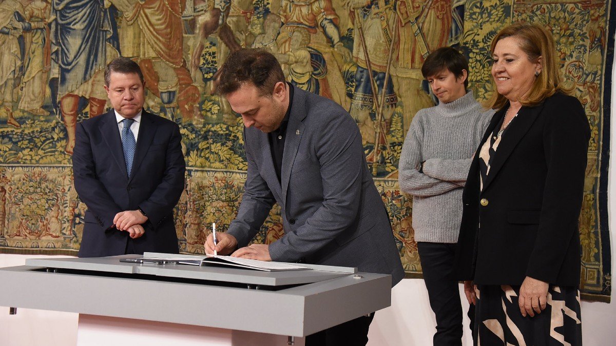 El acuerdo se ha rubricado en un acto celebrado en el Palacio de Fuensalida. - JCCM