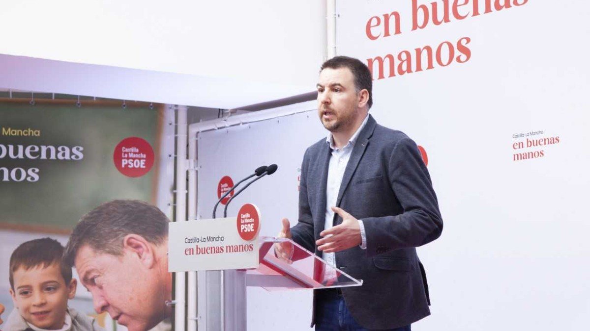 Antonio Sánchez Requena, diputado regional del PSOE.