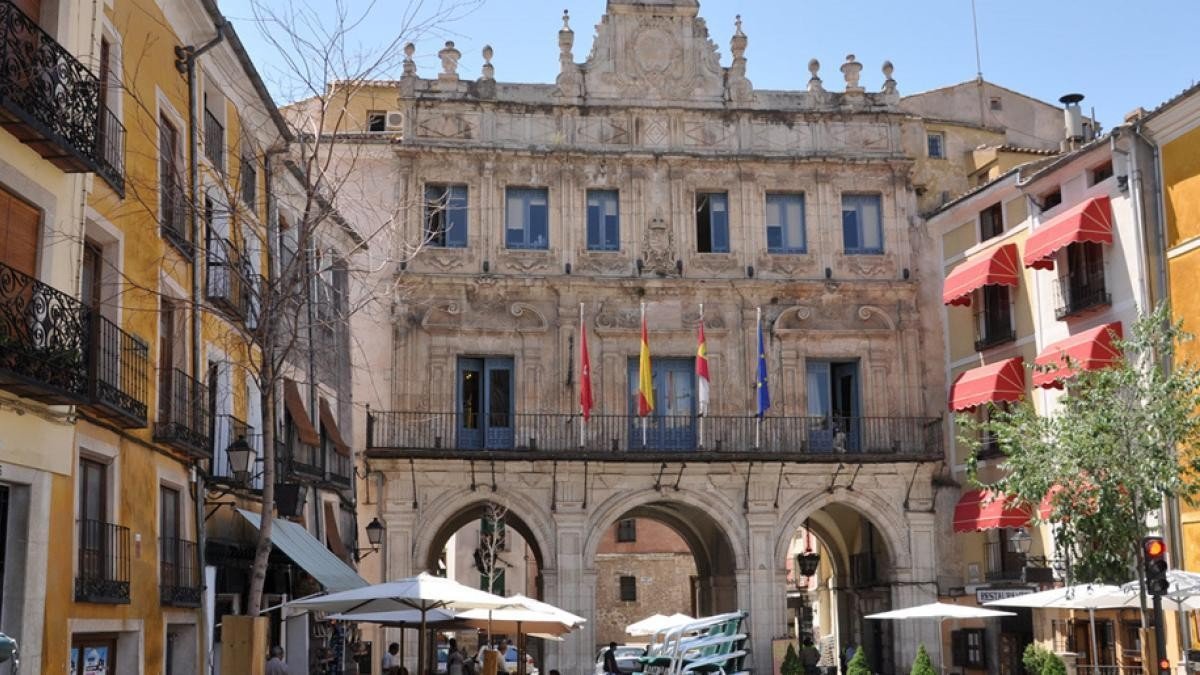 El Ayuntamiento de Cuenca seguirá gobernado por el PSOE, que vuelve a formar coalición con Cuenca Nos Une.