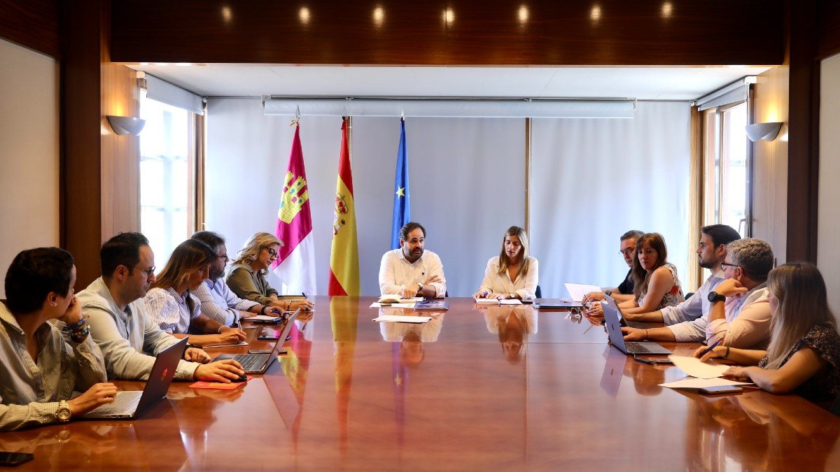 Núñez ha presidido este lunes la reunión del grupo parlamentario popular en las Cortes.