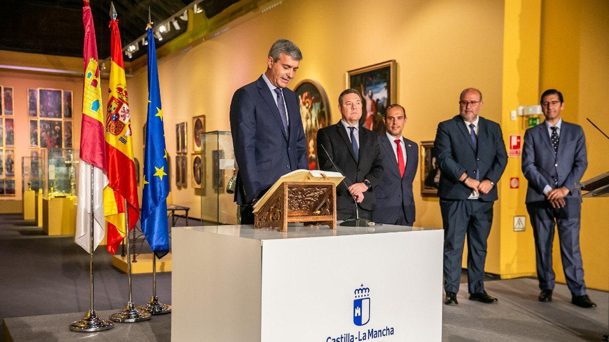 Page ha presidido la toma de posesión de Álvaro Gutiérrez como delegado de la Junta en Toledo. - D. ESTEBAN