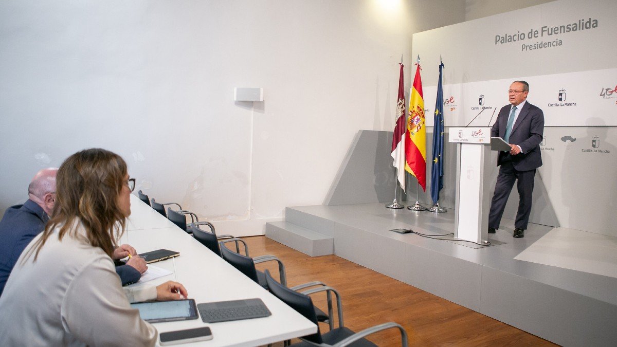 Ruiz Molina ha informado de los acuerdos adoptados por el Consejo de Gobierno. - P. LÓPEZ