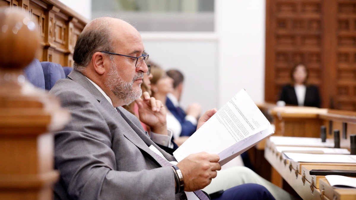 El vicepresidente primero, José Luis Martínez Guijarro, será el primero en comparecer. - C. TOLDOS