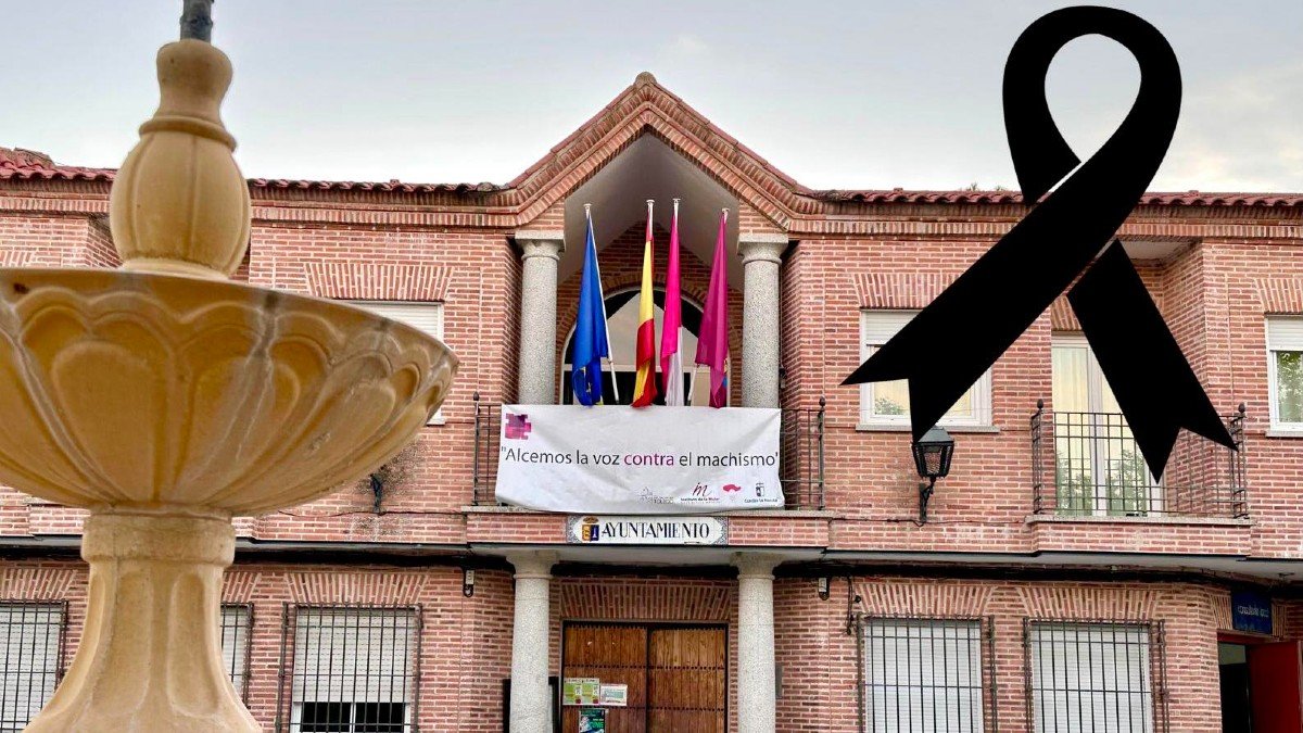 Este martes se ha convocado un minuto de silencio en la plaza de España de Alcabón, a las 18.00 horas. - FACEBOOK