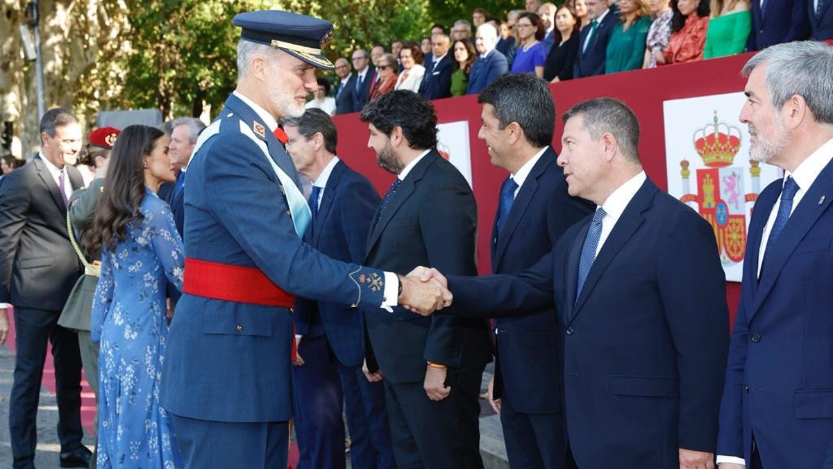 García-Page ha asistido en Madrid a los actos del Día de la Fiesta Nacional presididos por Felipe VI. | CASA DE S.M. EL REY