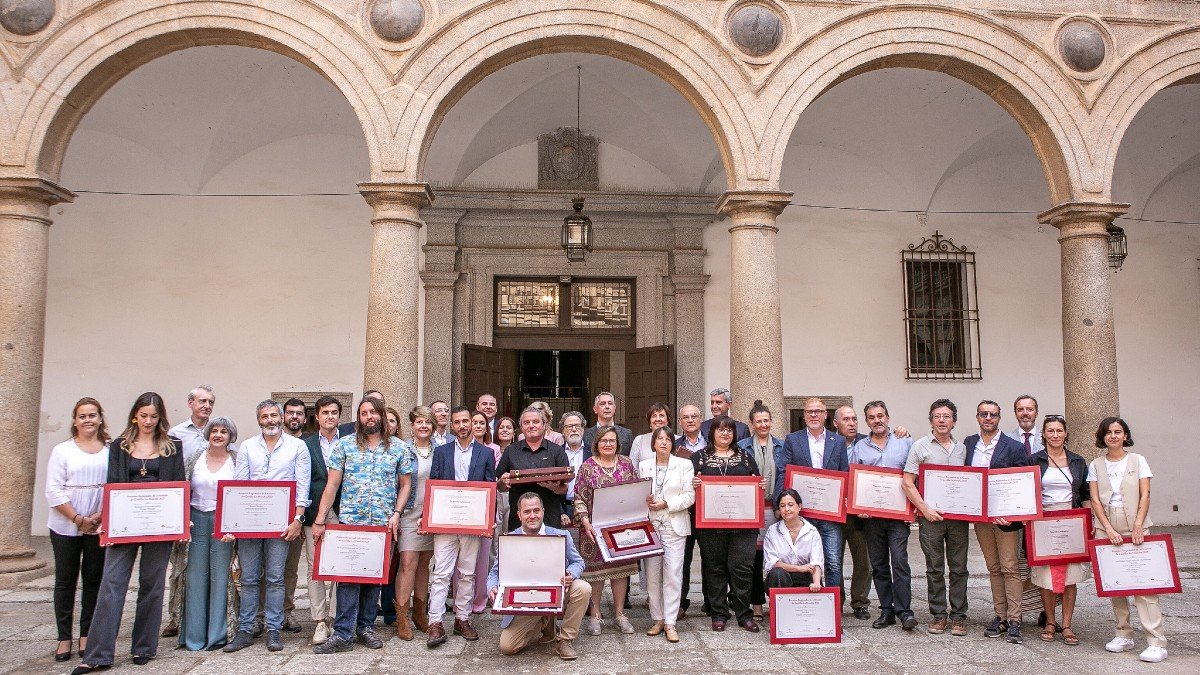 Farcama 2023 ha acogido la entrega de reconocimientos al sector y diplomas a nuevos maestros artesanos. - P. LÓPEZ | JCCM
