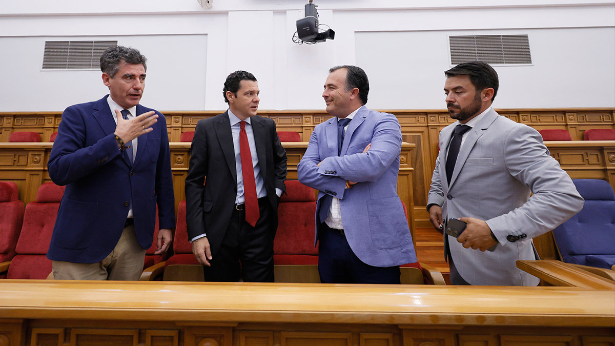 Francisco José Cobo, Luis Blázquez, David Moreno e Iván Sánchez, diputados regionales de Vox en las Cortes de Castilla-La Mancha. - C. TOLDOS