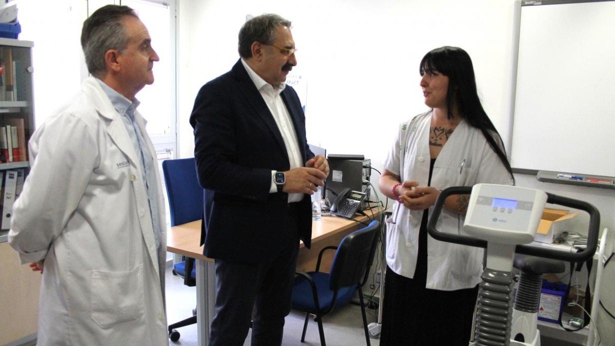 Fernández Sanz ha visitado hoy la sala IMPaCT del nodo de Albacete. - JCCM