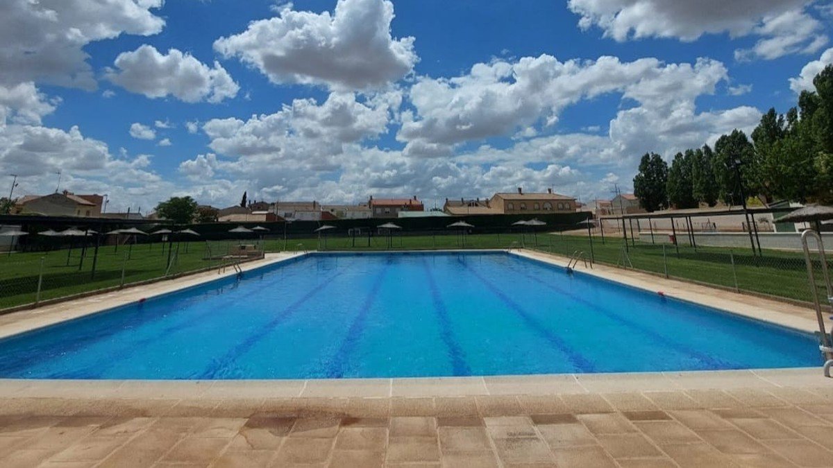 Piscina municipal de Urda (Toledo).