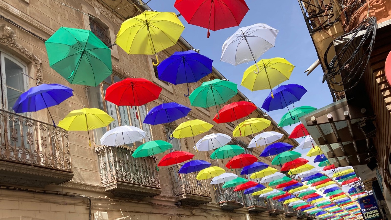 Hacia veneno cartucho Los paraguas (de colores) también son para el verano